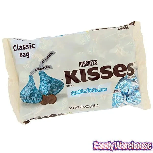Hershey's Kisses Blue Foiled Cookies N Creme Candy: 60-Piece Bag - Image 5