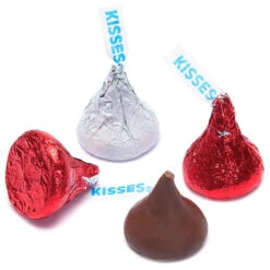 Hershey's Kisses Color Combo - Red And White: 800-Piece Box